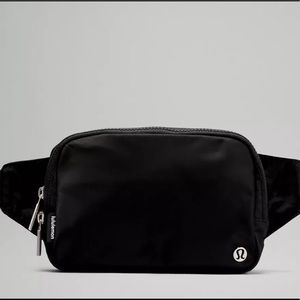 ⚠️⚠️SOLD⚠️⚠️Lululemon Everywhere Belt Bag